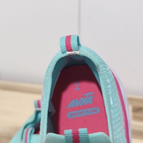 Avia Big Girl Slip On Aqua Sneakers Knit Shoe Size 2 - Picture 4 of 8
